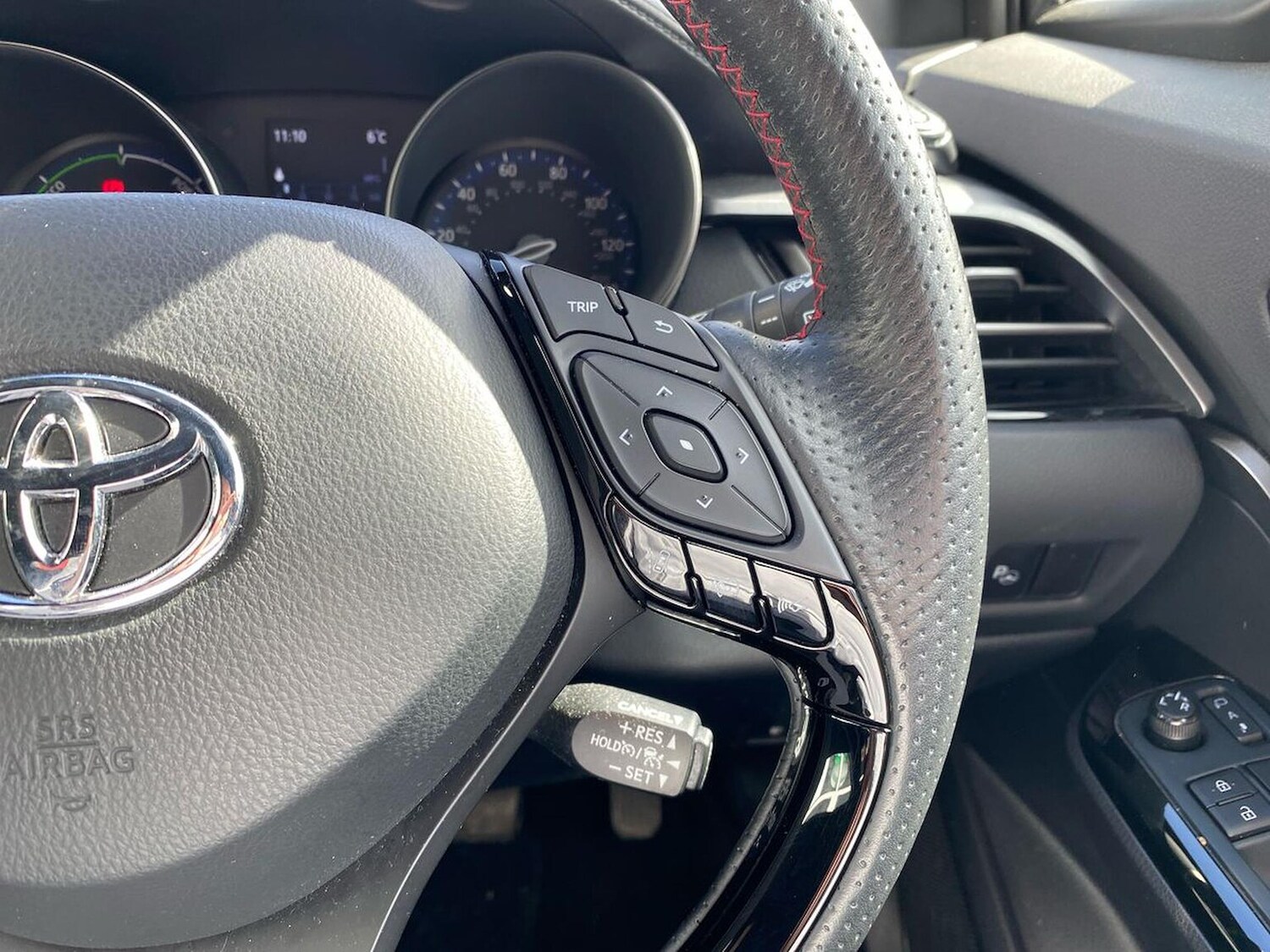 Used Toyota C-HR 2023 for sale - 78211122: Photo 26