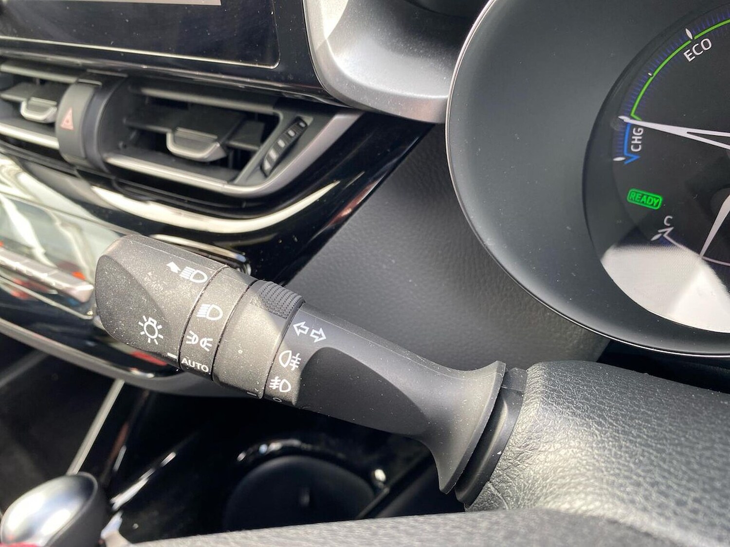 Used Toyota C-HR 2023 for sale - 78211122: Photo 29