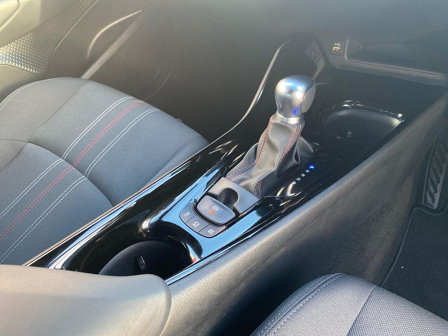 Used Toyota C-HR 2023 for sale - 77487620: Photo 13