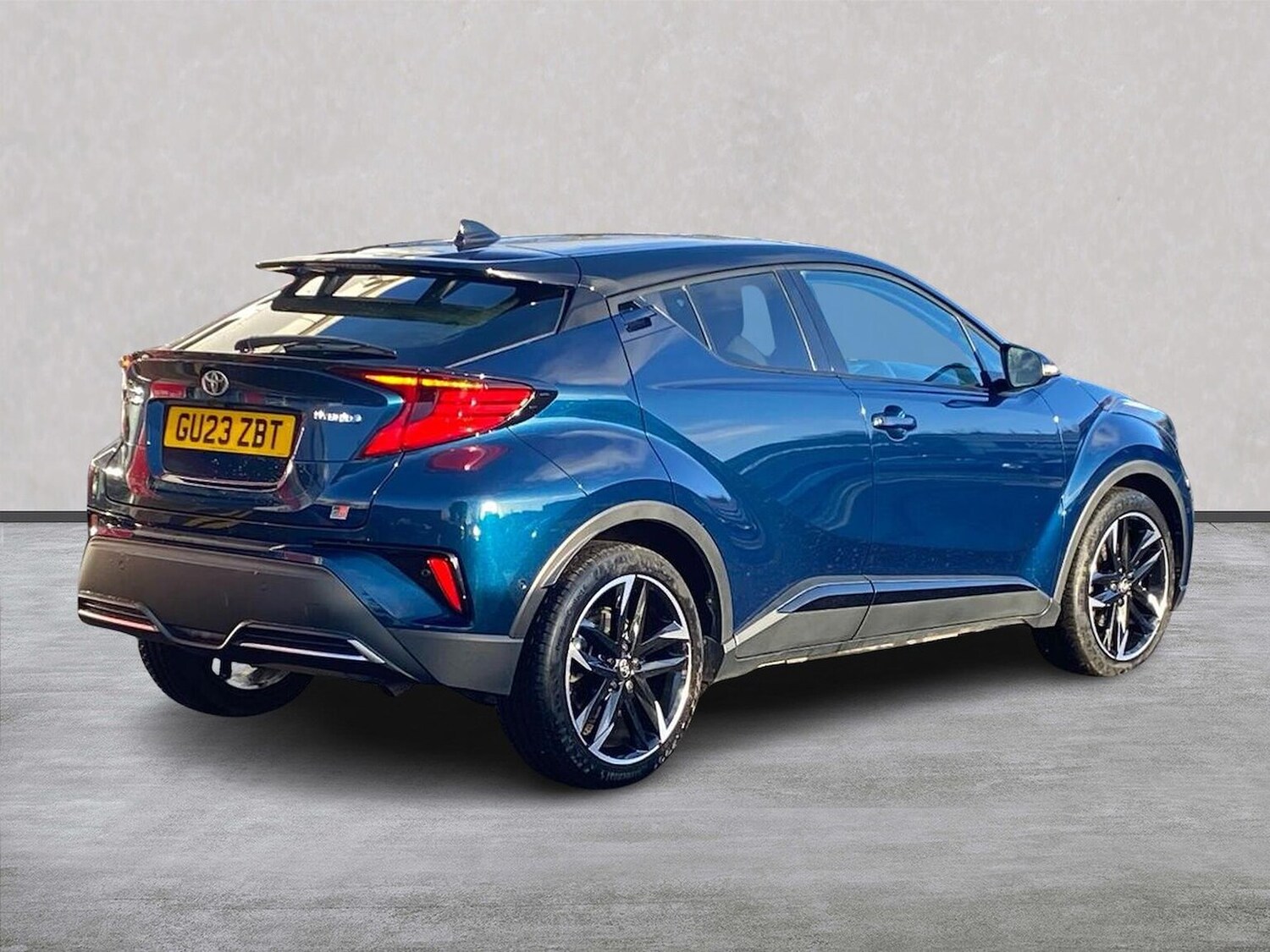 Used Toyota C-HR 2023 for sale - 77487620: Photo 18