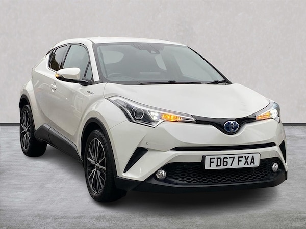 Used Toyota C-HR 2017 for sale - 76305410: Photo 1
