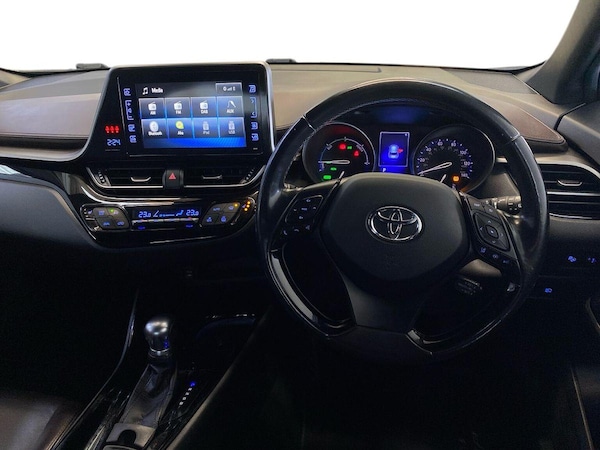 Used Toyota C-HR 2017 for sale - 76305410: Photo 9