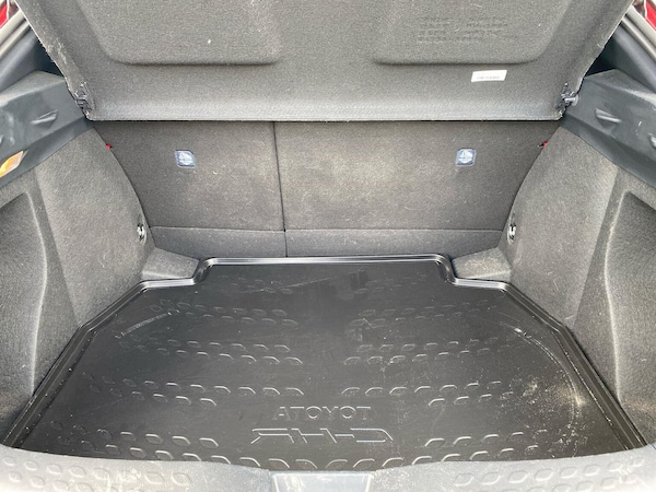 Used Toyota C-HR 2023 for sale - 76212038: Photo 17