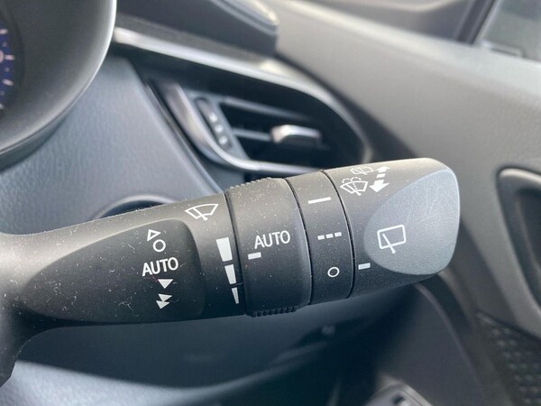 Used Toyota C-HR 2023 for sale - 76212038: Photo 26
