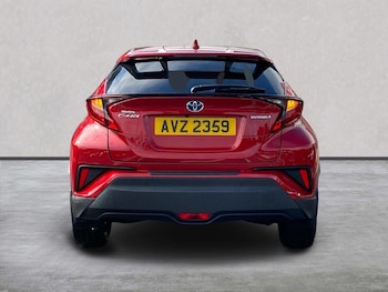 Used Toyota C-HR 2023 for sale - 76212038: Photo 4