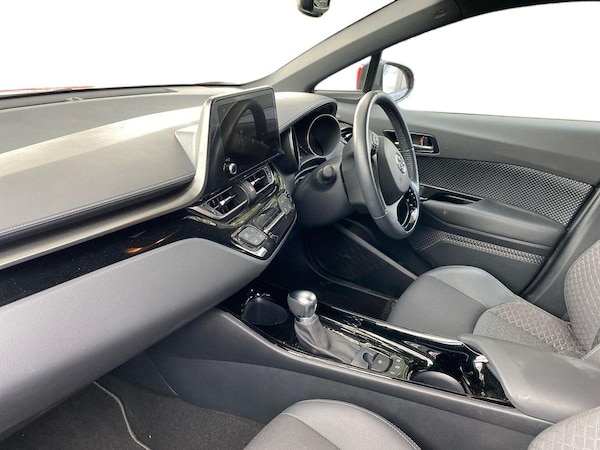 Used Toyota C-HR 2023 for sale - 76212038: Photo 7