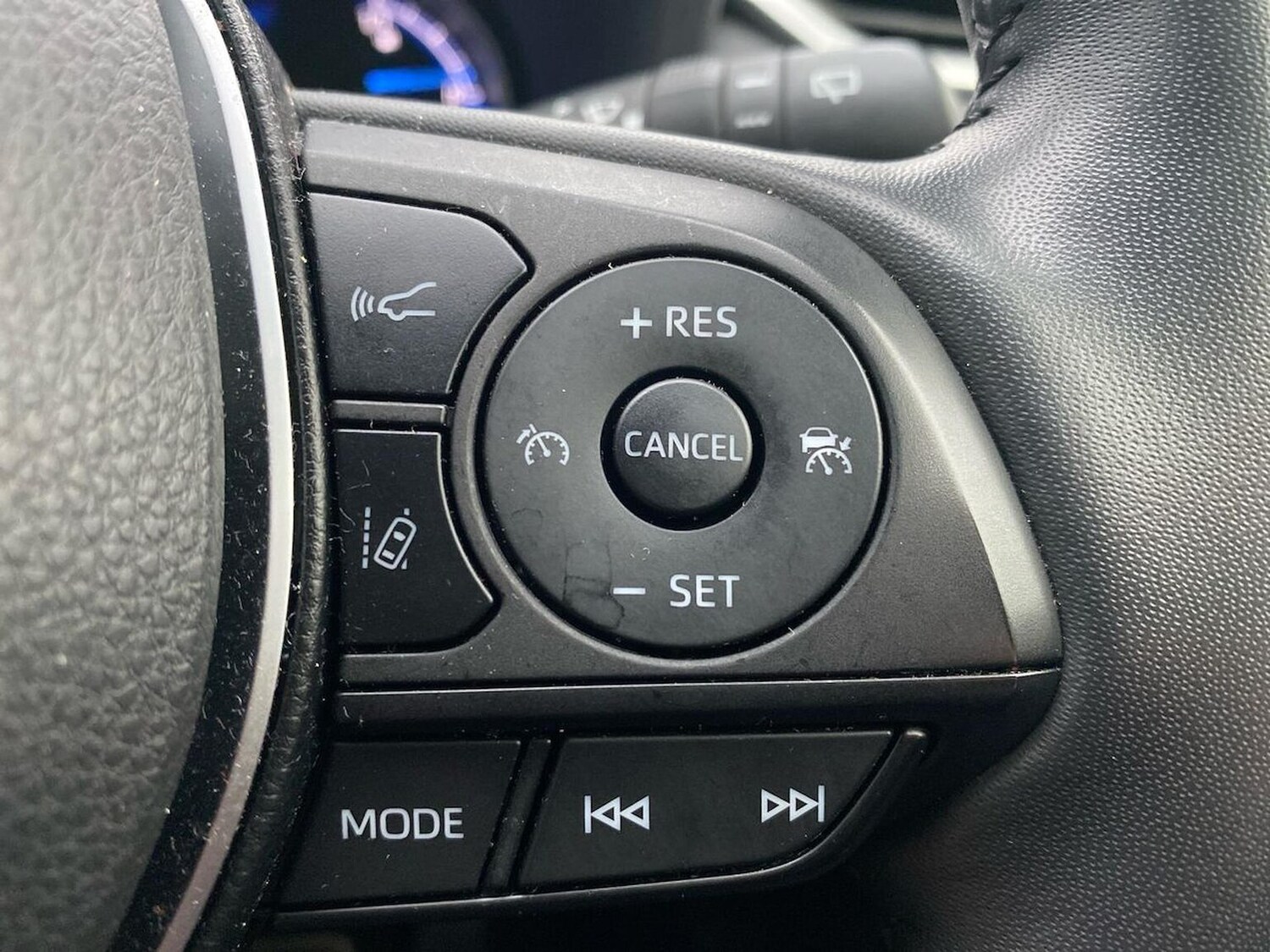 Used Toyota RAV4 2021 for sale - 76324523: Photo 25