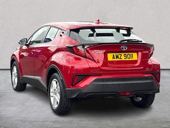 Used Toyota C-HR 2023 for sale - 79352947: Photo