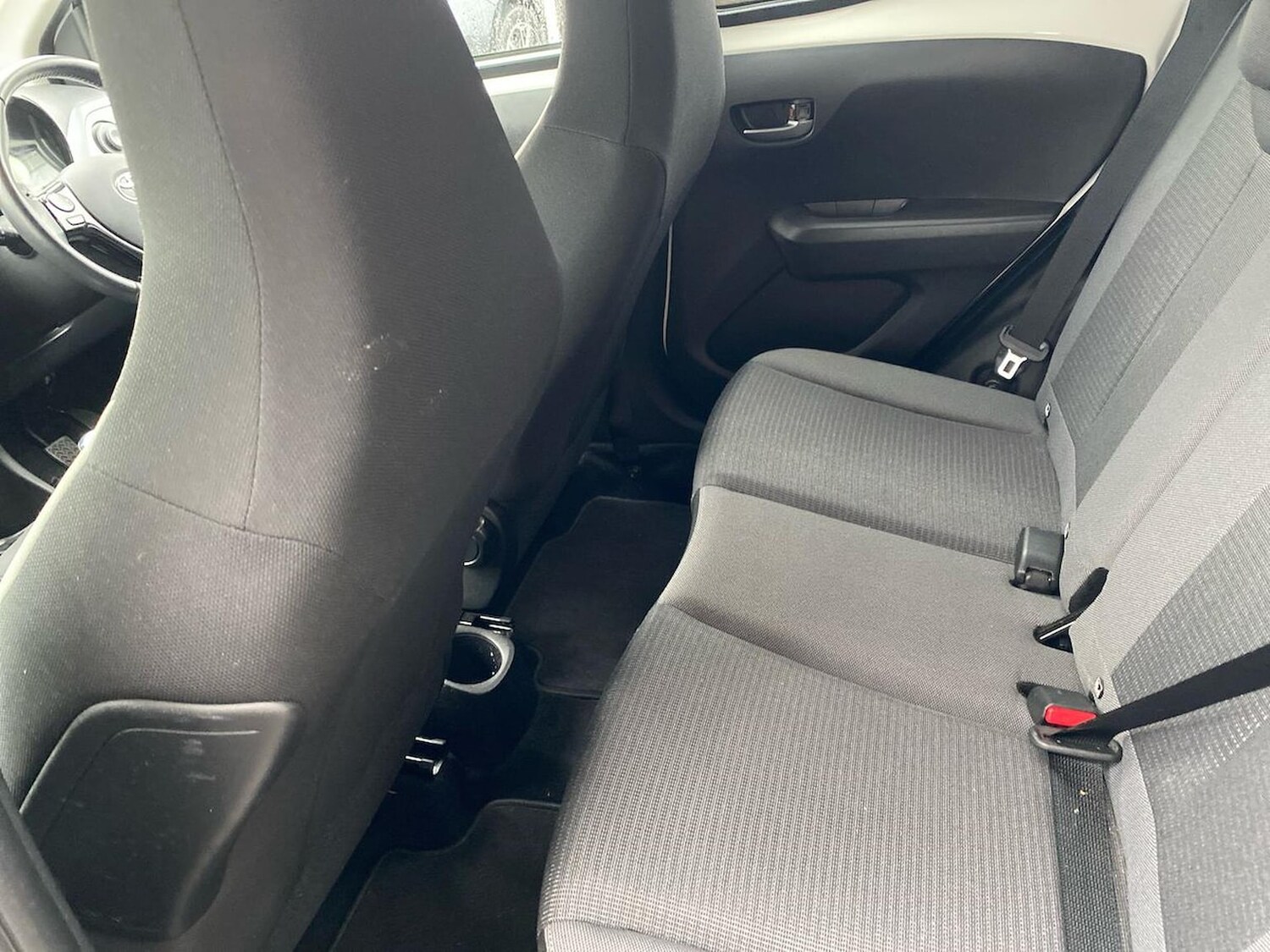 Used Toyota AYGO 2021 for sale - 76492433: Photo 16