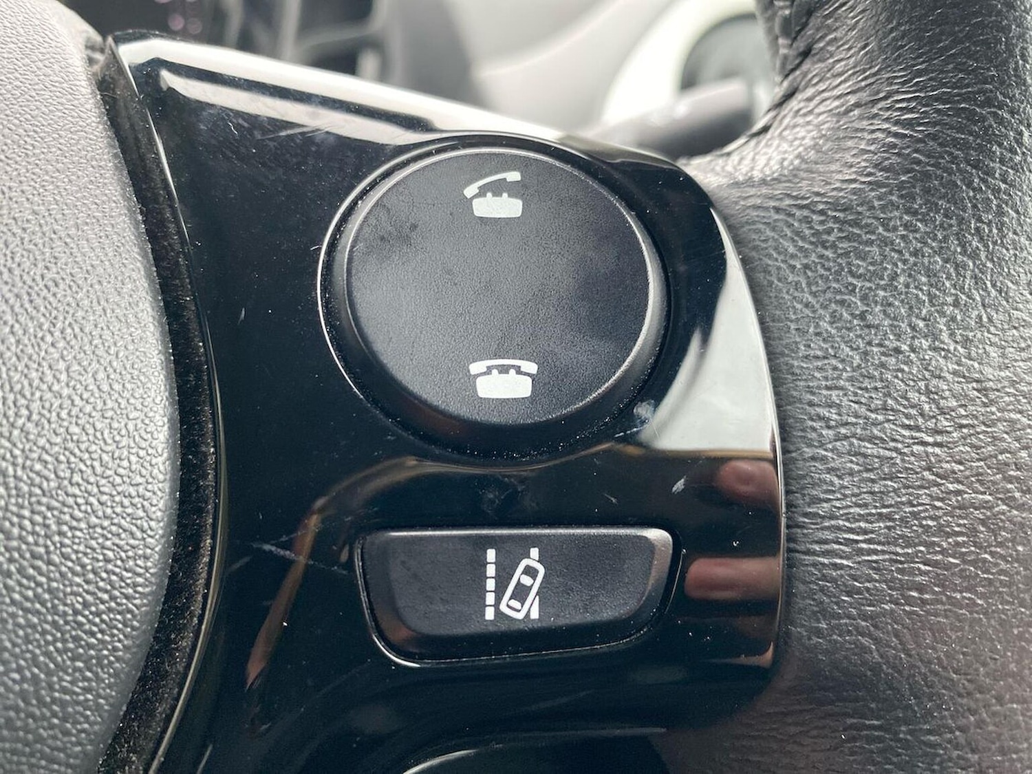 Used Toyota AYGO 2021 for sale - 76492433: Photo 25