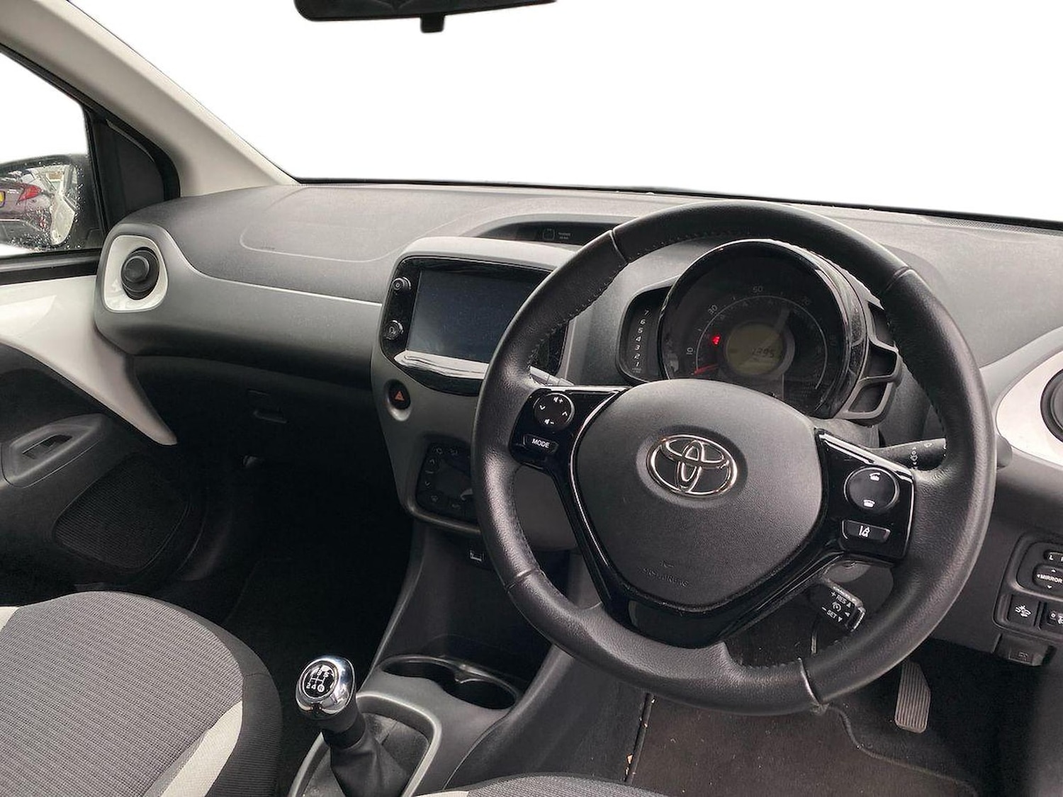 Used Toyota AYGO 2021 for sale - 76492433: Photo 9