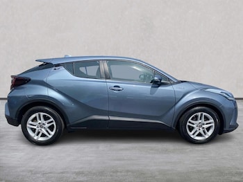 Used Toyota C-HR 2020 for sale - 79185486: Photo
