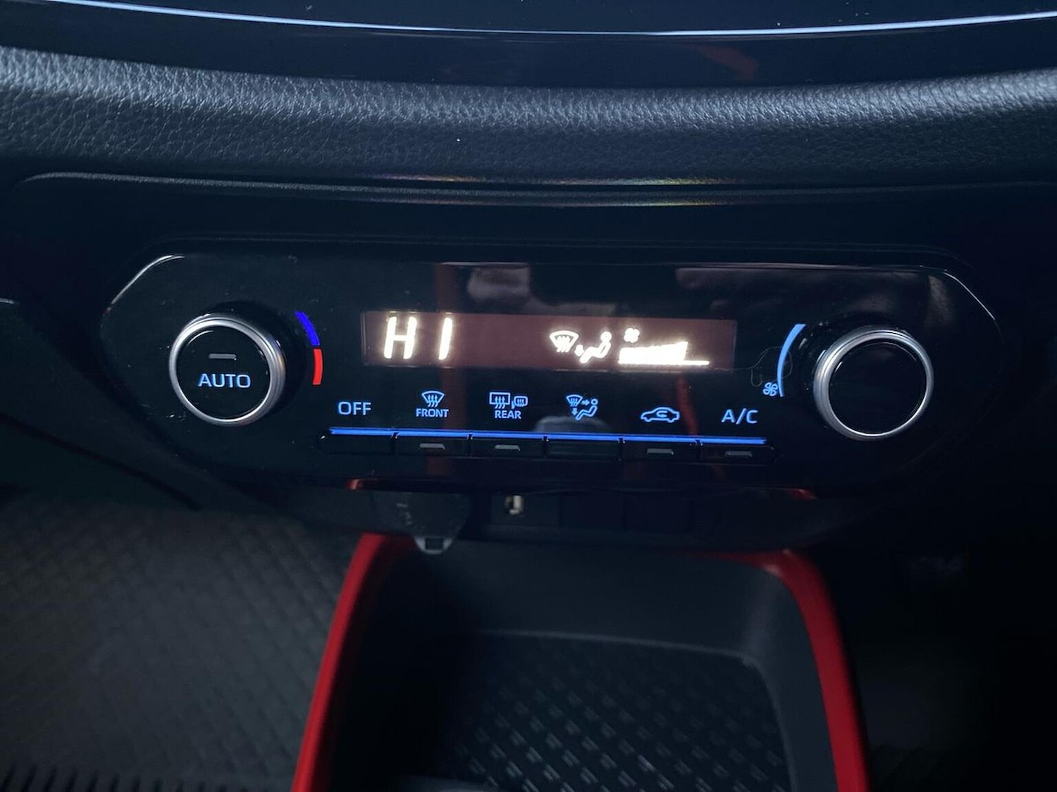 Used Toyota Aygo X 2022 for sale - 76762409: Photo 12