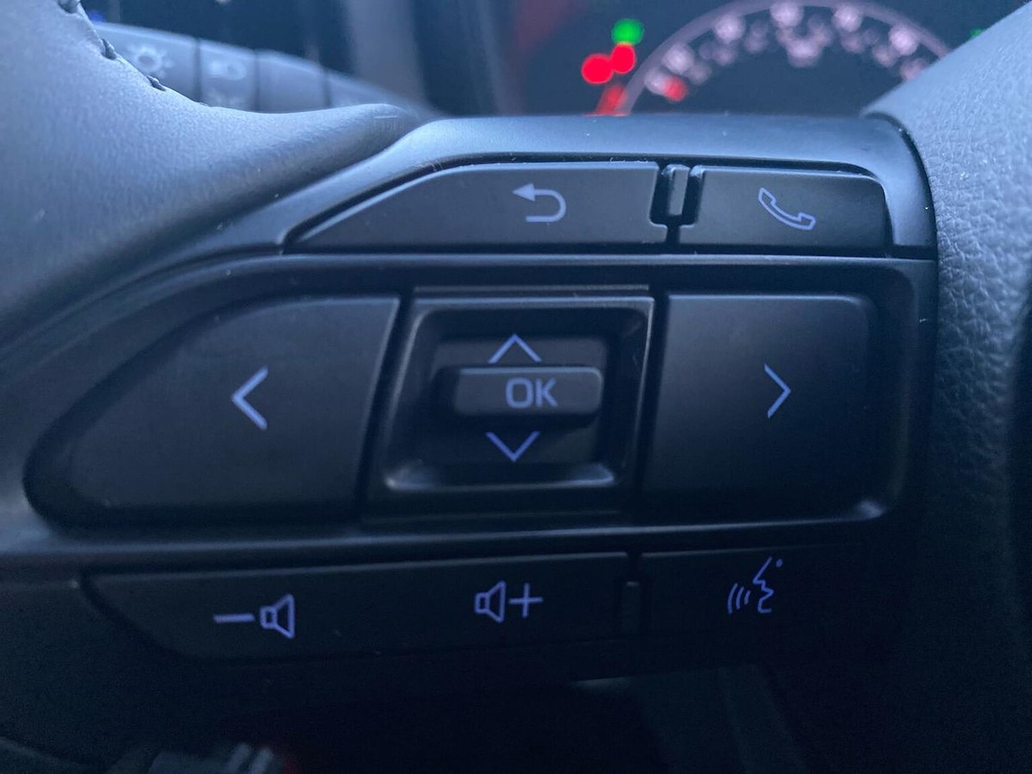 Used Toyota Aygo X 2022 for sale - 76762409: Photo 26