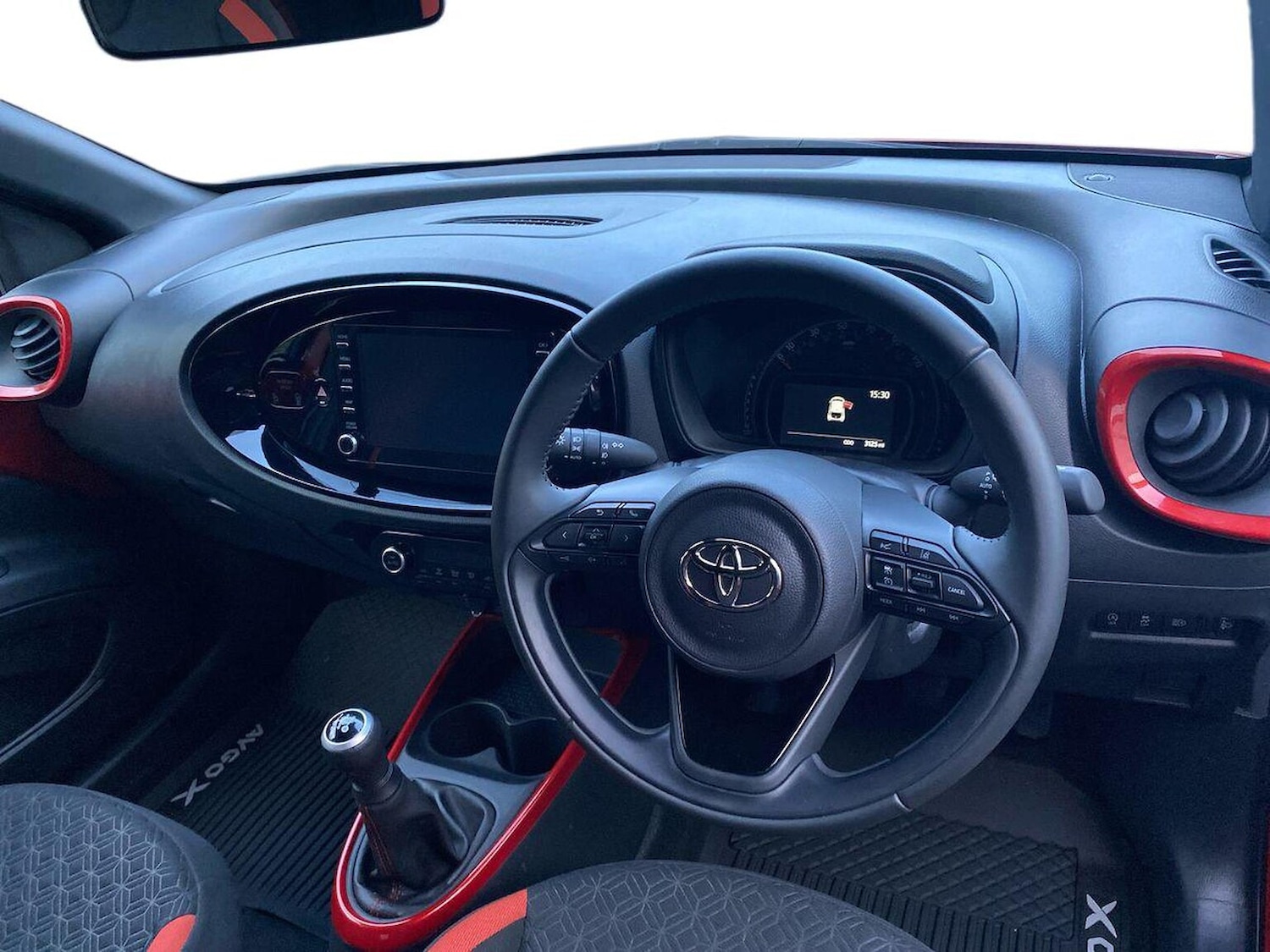 Used Toyota Aygo X 2022 for sale - 76762409: Photo 8