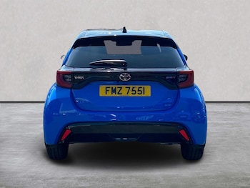 Used Toyota Yaris 2024 for sale - 79219309: Photo