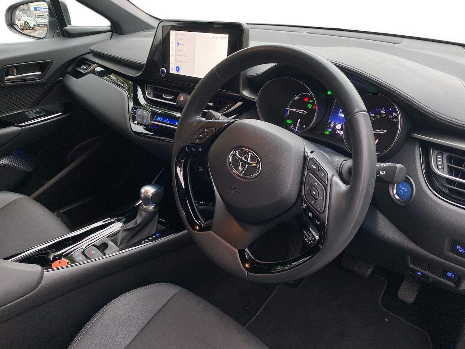 Used Toyota C-HR 2023 for sale - 76490690: Photo 15