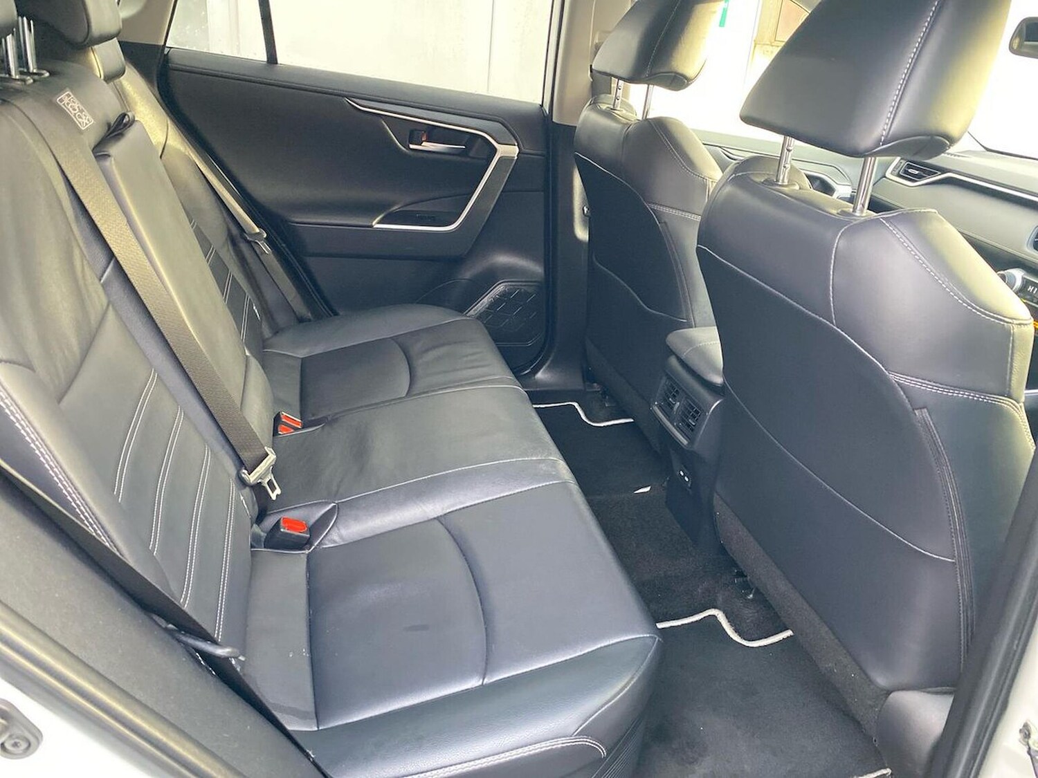 Used Toyota RAV4 2022 for sale - 77487627: Photo 16