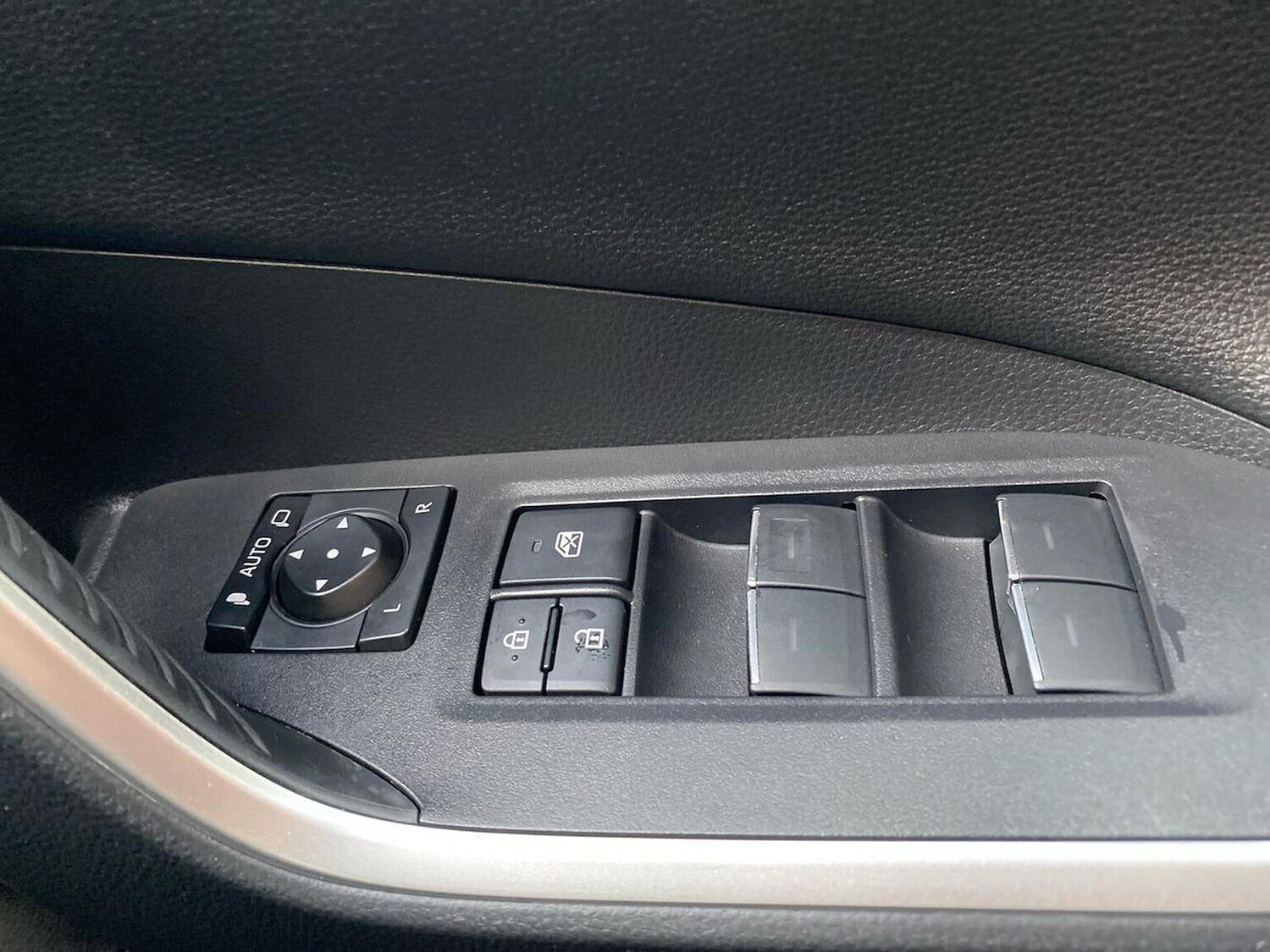 Used Toyota RAV4 2022 for sale - 77487627: Photo 21