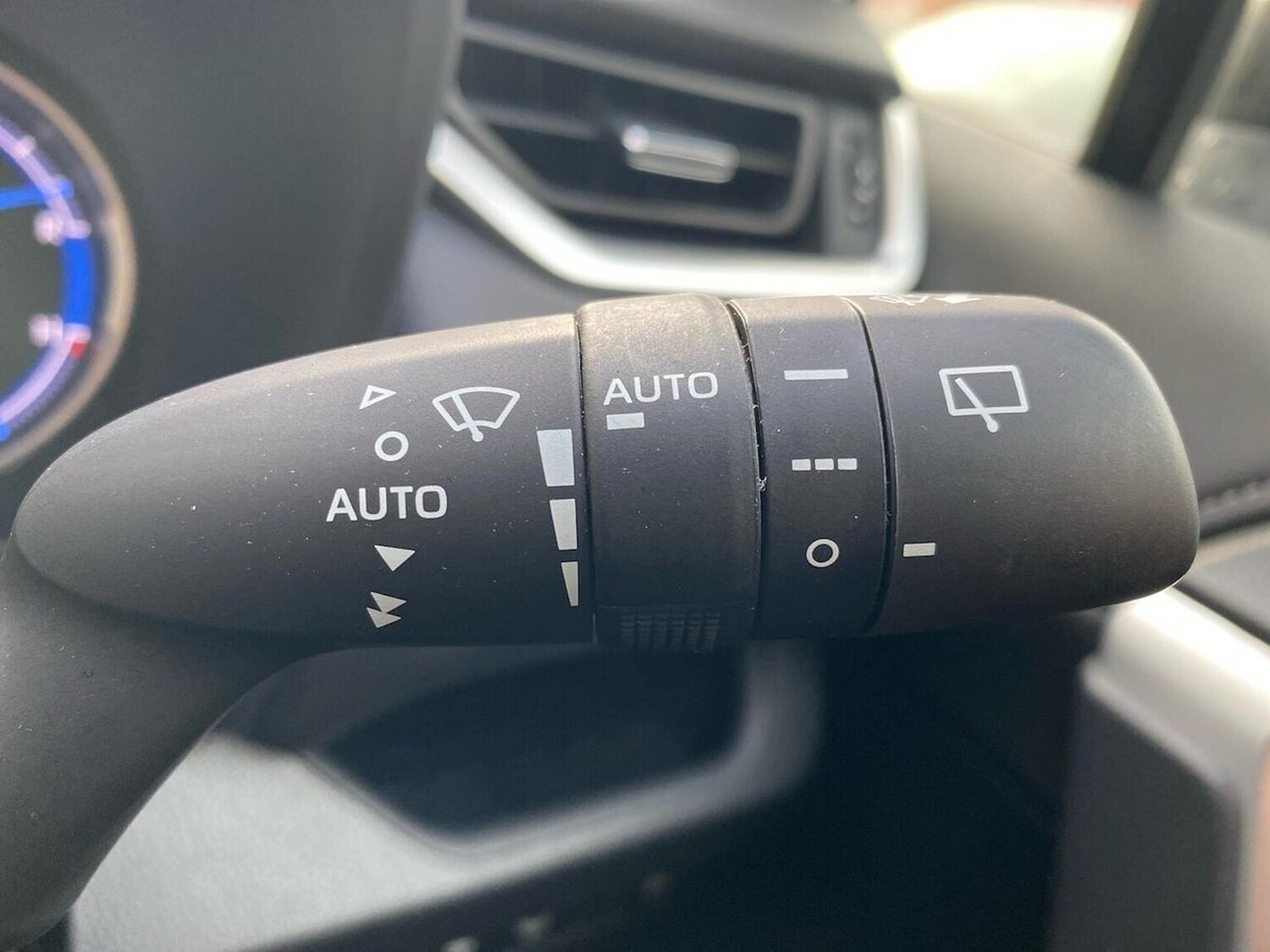 Used Toyota RAV4 2022 for sale - 77487627: Photo 26