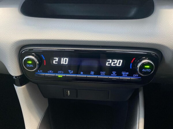 Used Toyota Yaris 2021 for sale - 76243171: Photo 12