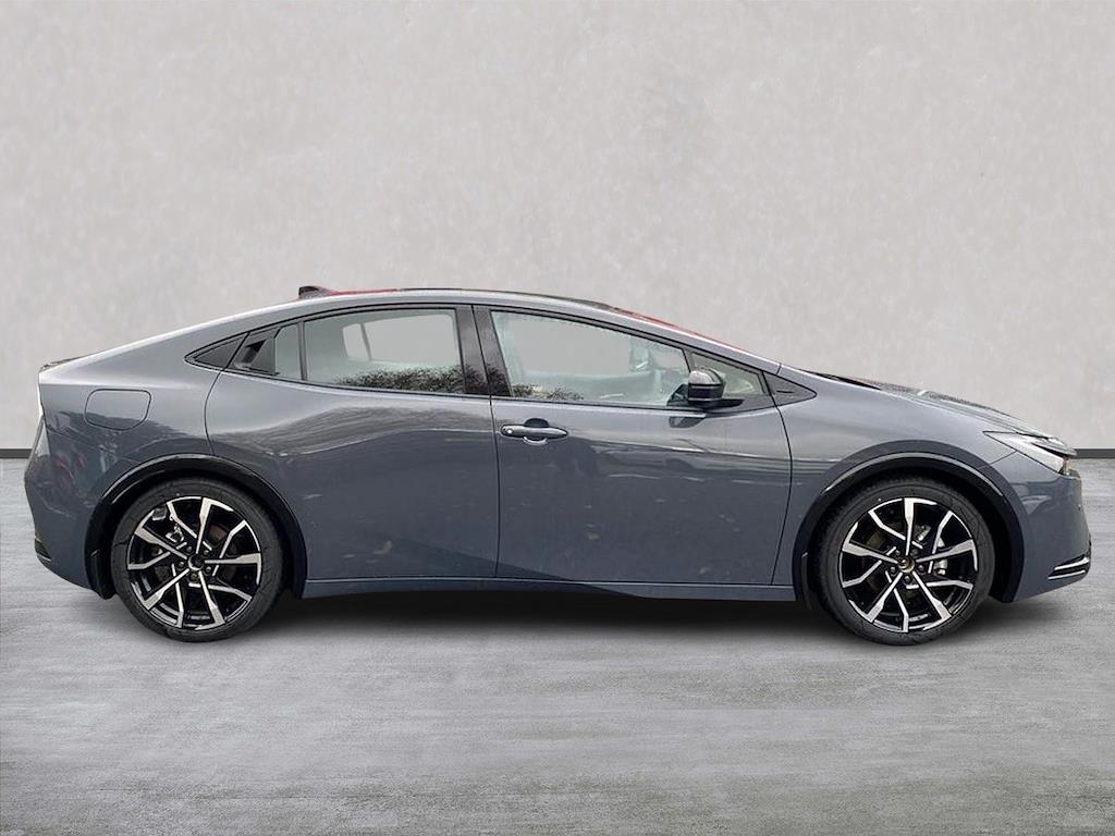 Used Toyota Prius 2025 for sale - 76885002: Photo 3