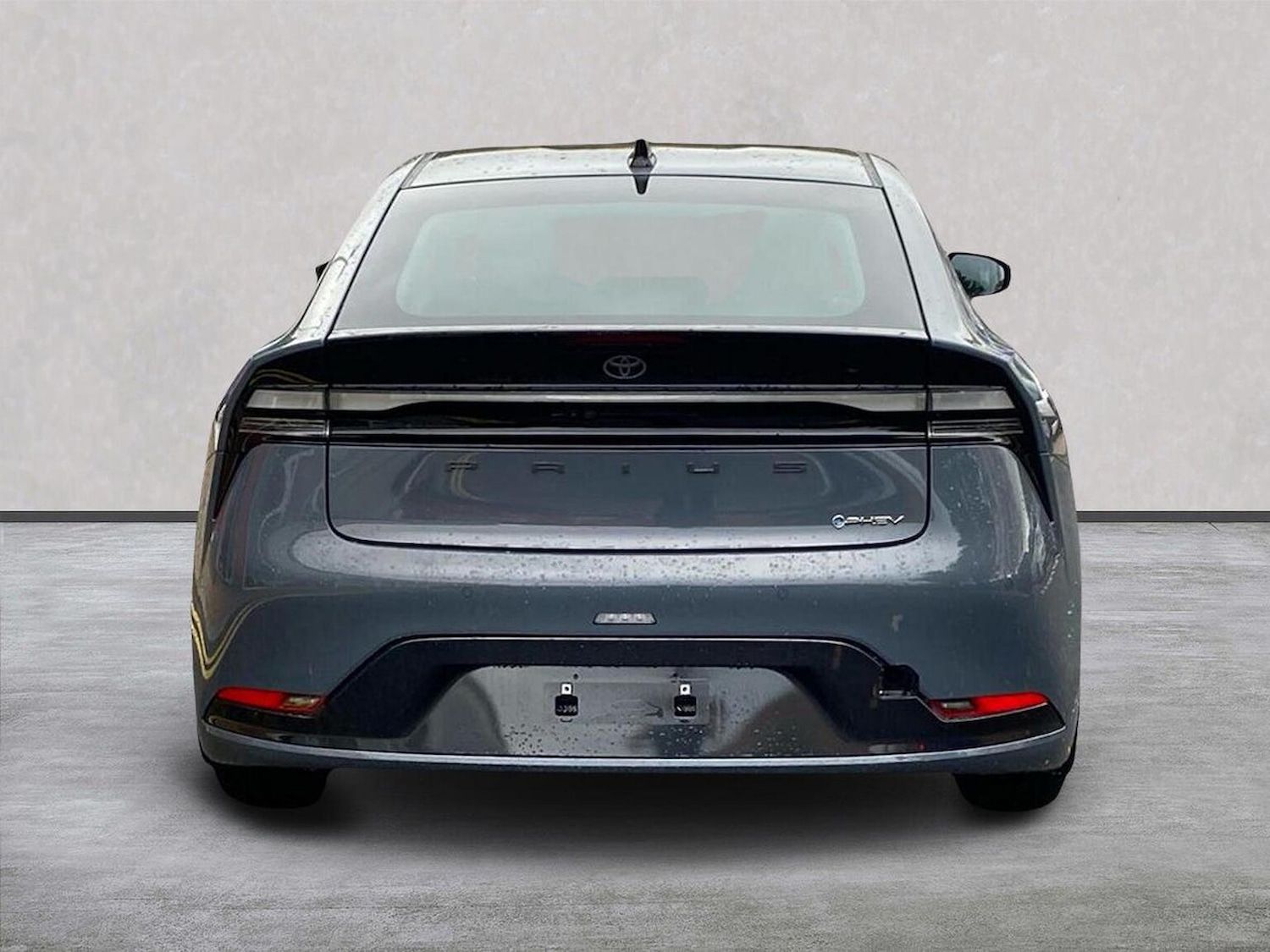 Used Toyota Prius 2025 for sale - 76885002: Photo 4