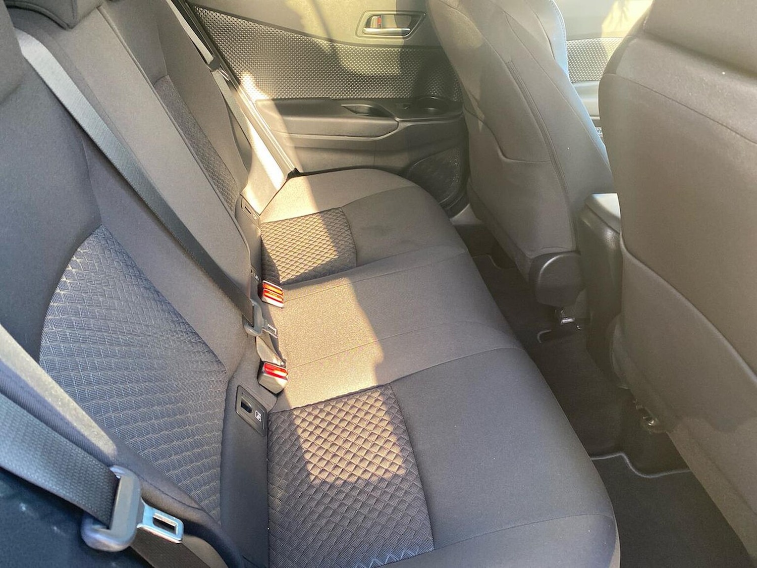 Used Toyota C-HR 2023 for sale - 76969005: Photo 16