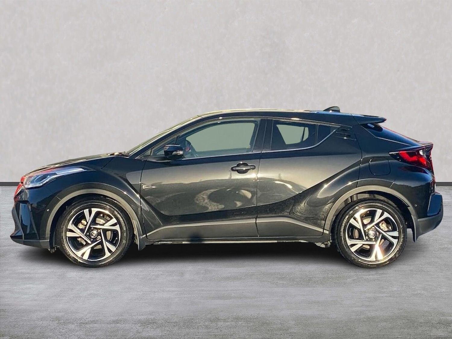 Used Toyota C-HR 2023 for sale - 76969005: Photo 19