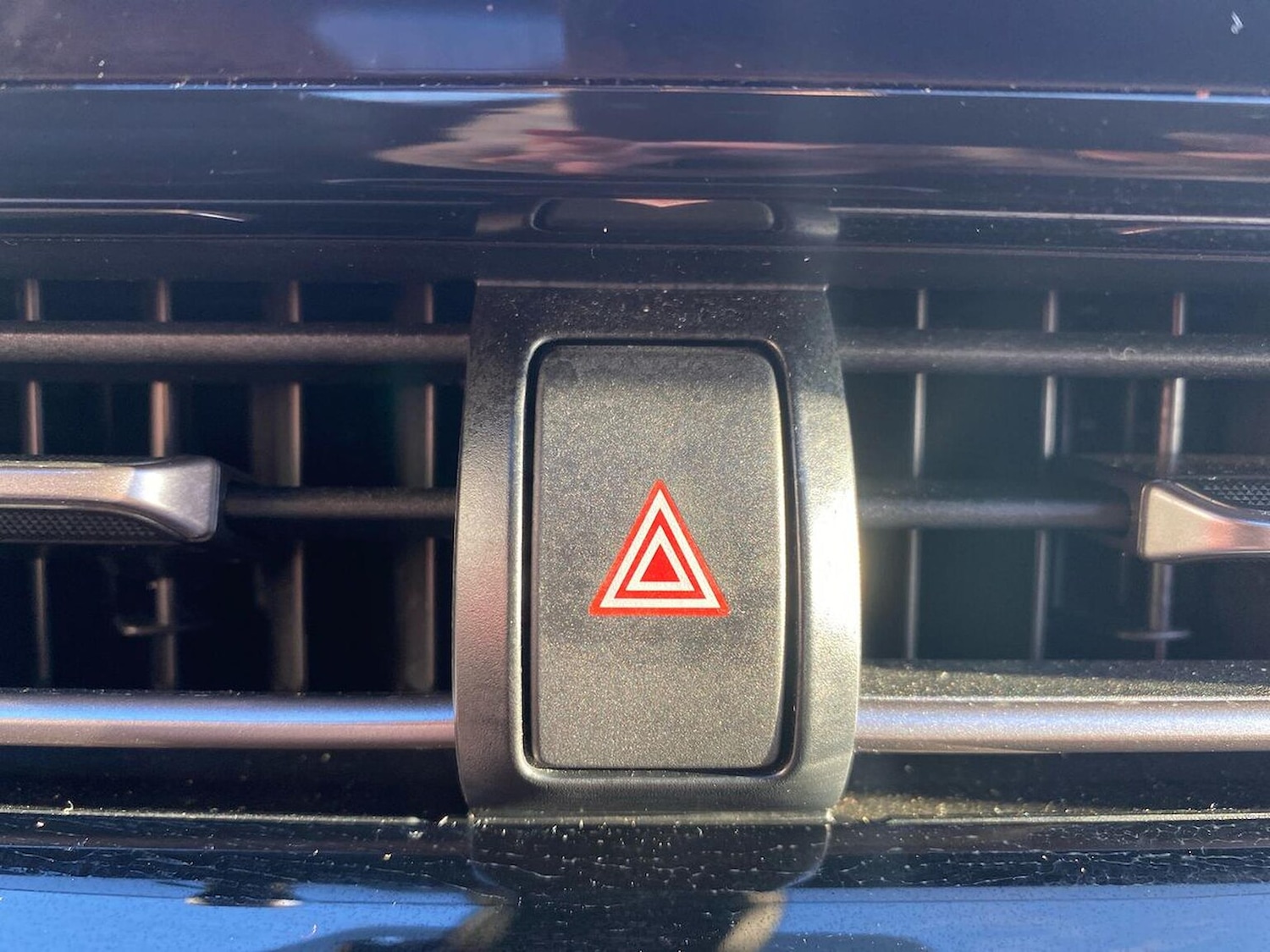 Used Toyota C-HR 2023 for sale - 76969005: Photo 22