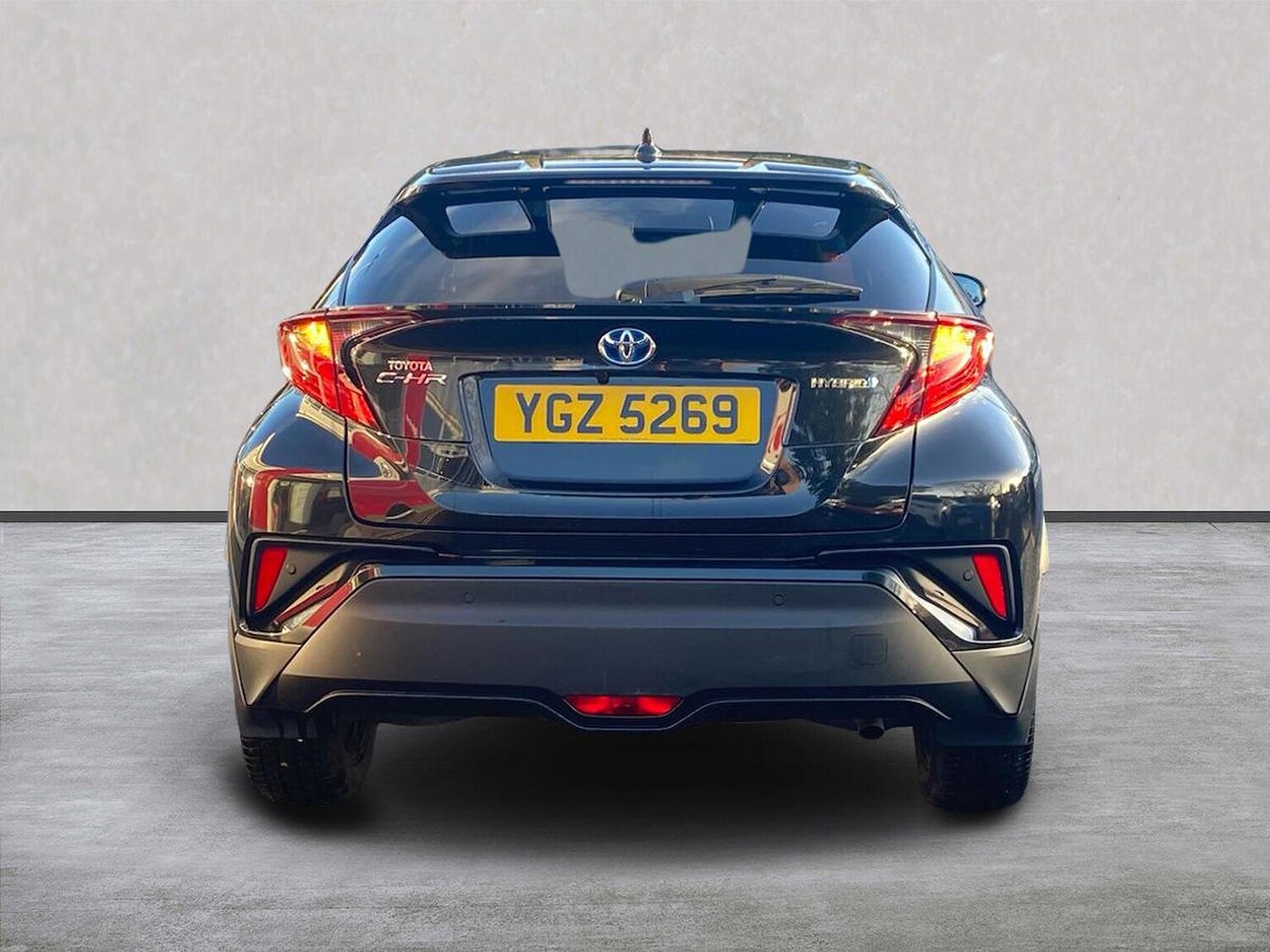 Used Toyota C-HR 2023 for sale - 76969005: Photo 4