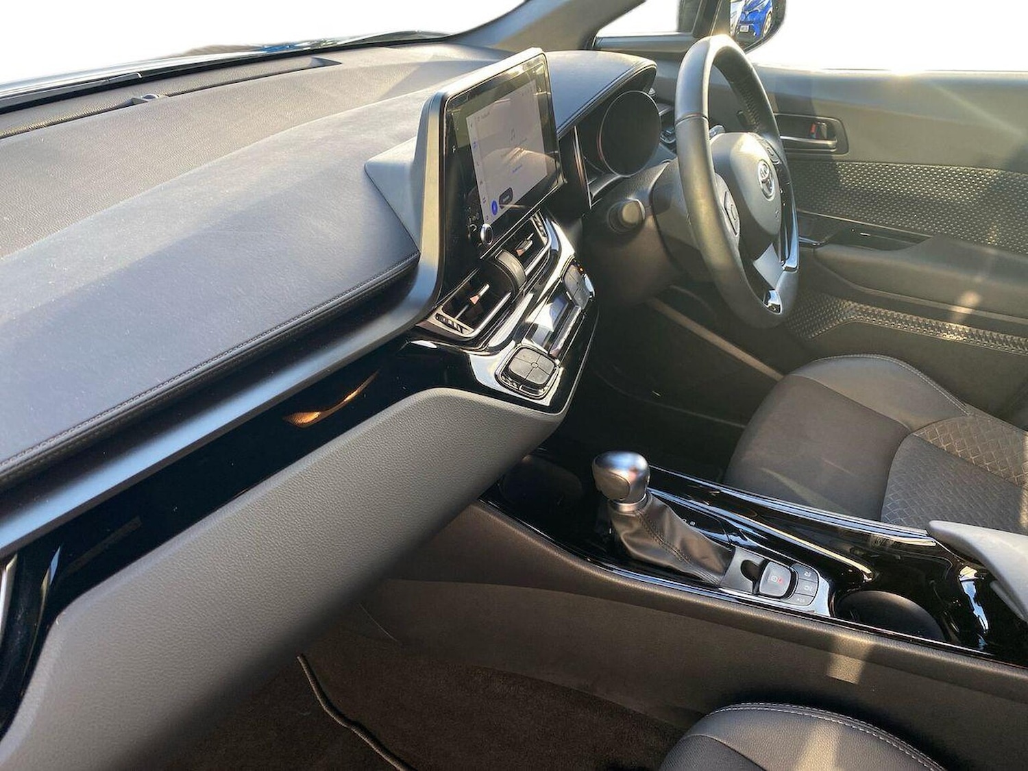 Used Toyota C-HR 2023 for sale - 76969005: Photo 7