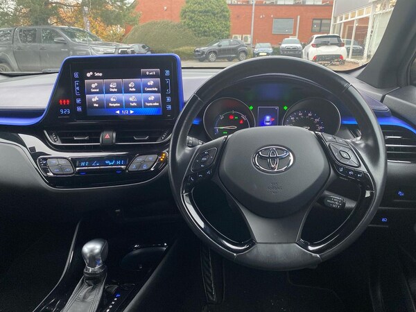 Used Toyota C-HR 2018 for sale - 76275178: Photo 9