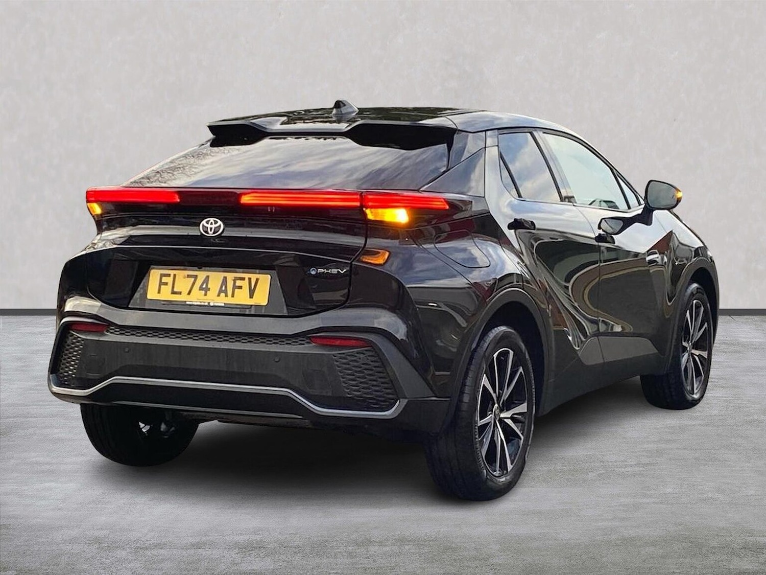 Used Toyota C-HR 2024 for sale - 76897072: Photo 18