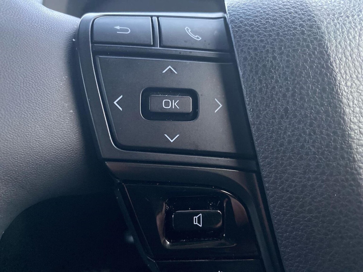 Used Toyota C-HR 2024 for sale - 76897072: Photo 26