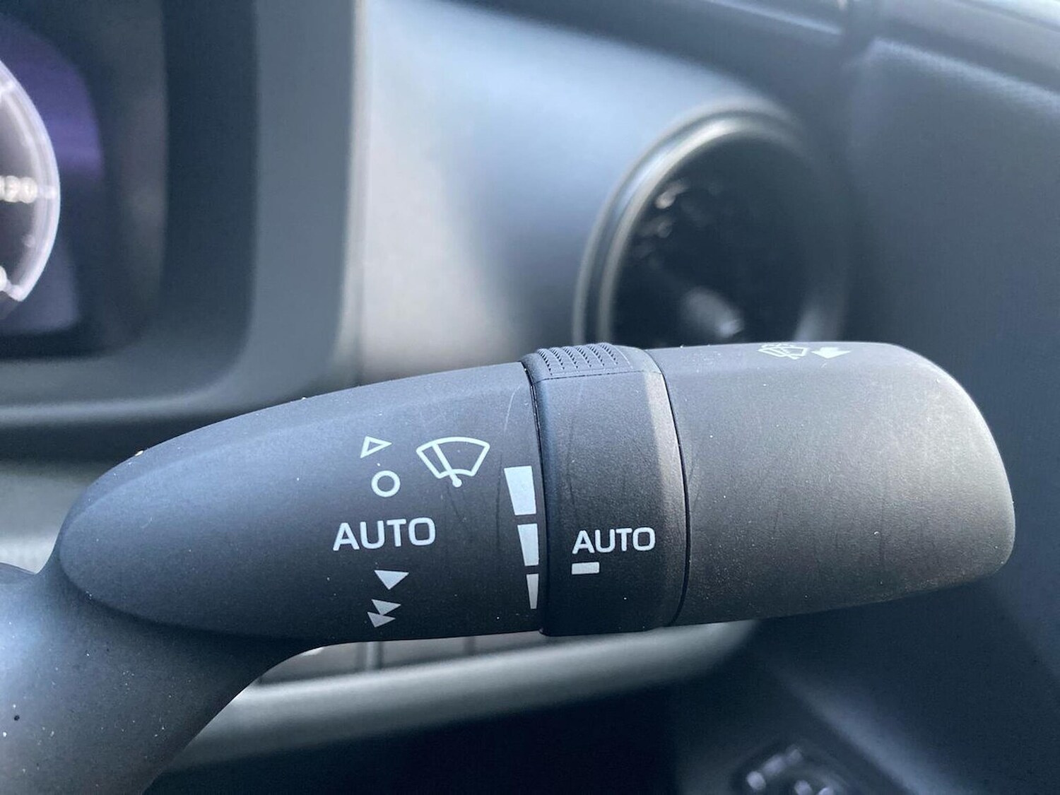 Used Toyota C-HR 2024 for sale - 76897072: Photo 27