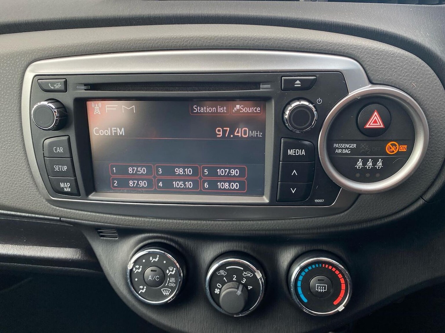 Used Toyota Yaris 2013 for sale - 76920085: Photo 11