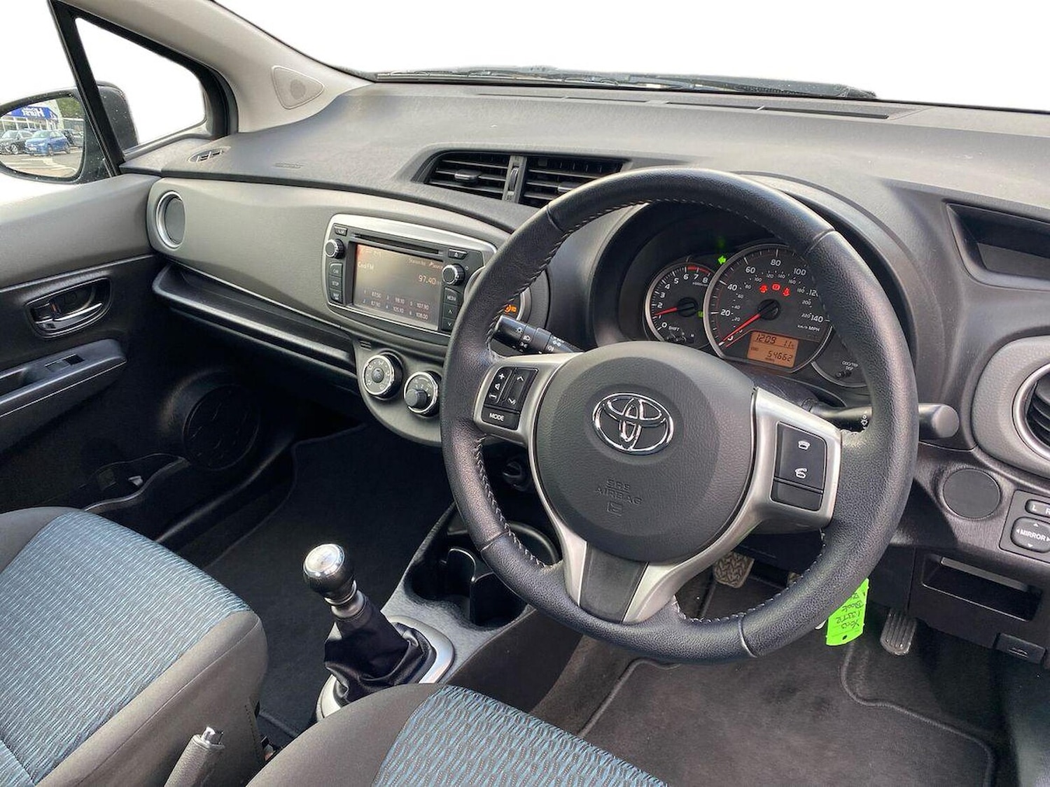 Used Toyota Yaris 2013 for sale - 76920085: Photo 15