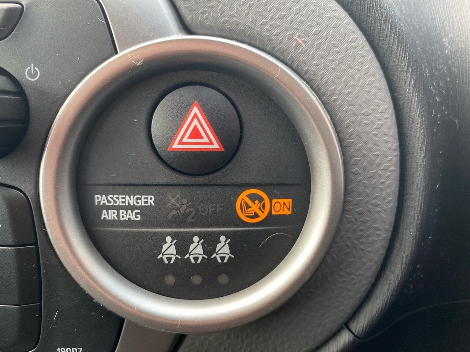 Used Toyota Yaris 2013 for sale - 76920085: Photo 22