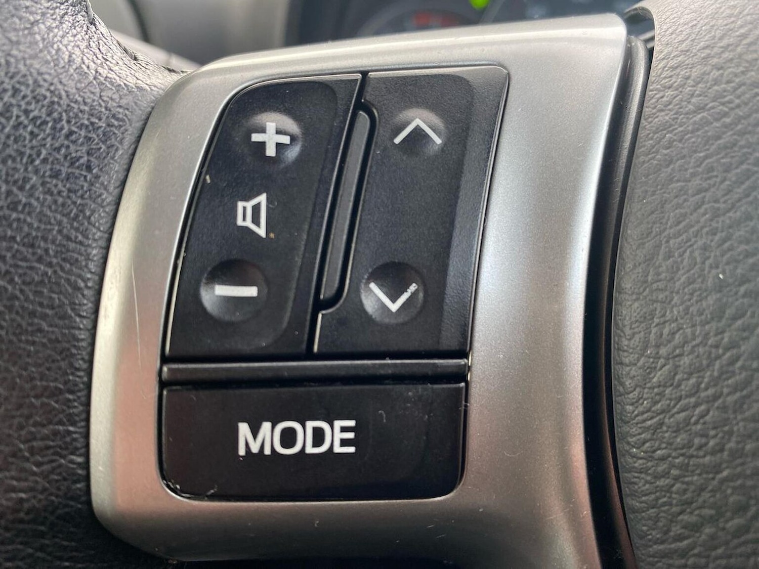 Used Toyota Yaris 2013 for sale - 76920085: Photo 26