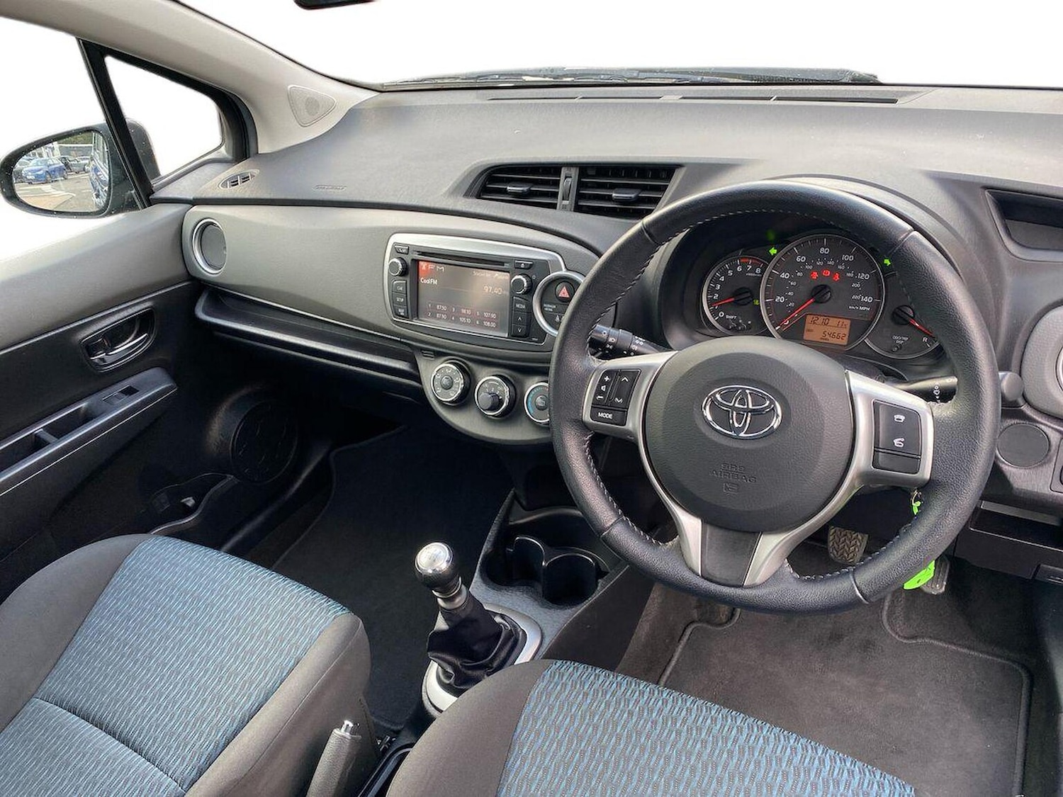 Used Toyota Yaris 2013 for sale - 76920085: Photo 8