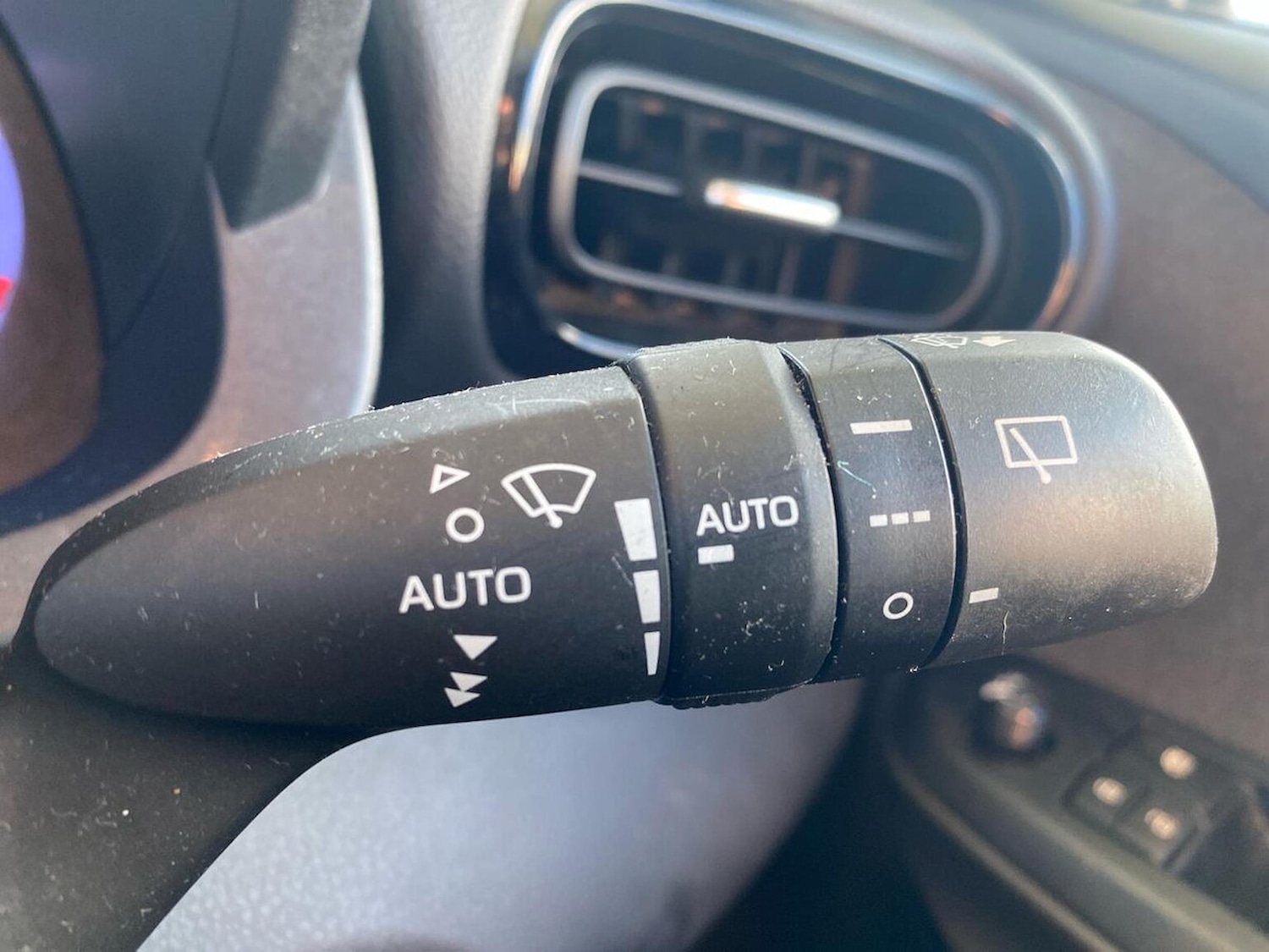 Used Toyota Yaris Cross 2022 for sale - 76379038: Photo 27