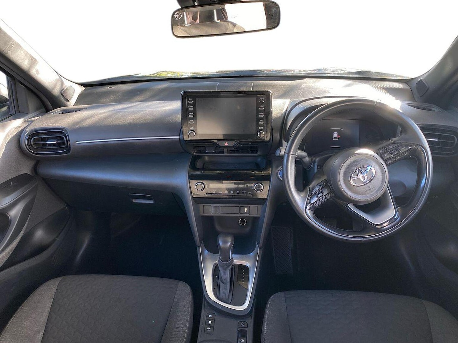 Used Toyota Yaris Cross 2022 for sale - 76379038: Photo 8