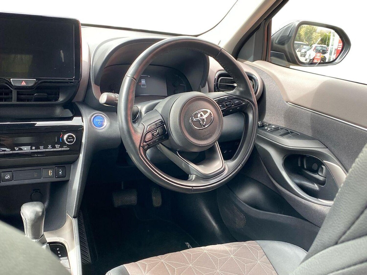 Used Toyota Yaris Cross 2023 for sale - 78192901: Photo 17