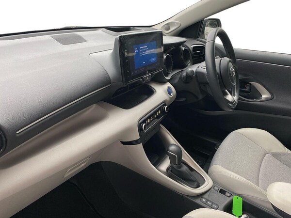 Used Toyota Yaris 2022 for sale - 76144225: Photo 7