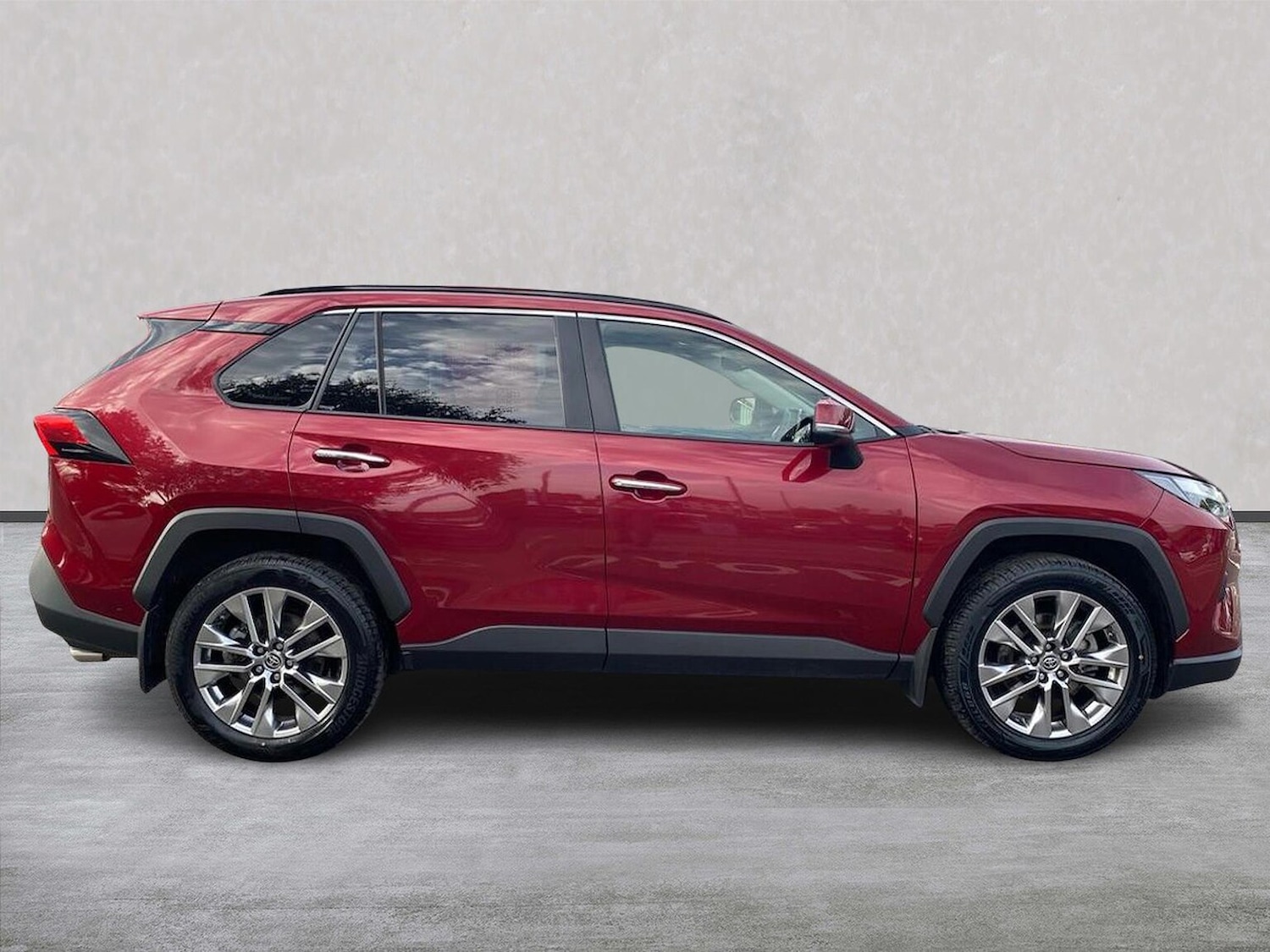 Used Toyota RAV4 2022 for sale - 76142888: Photo 3