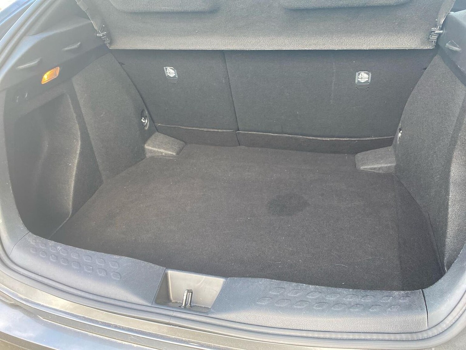 Used Toyota C-HR 2017 for sale - 76588613: Photo 17