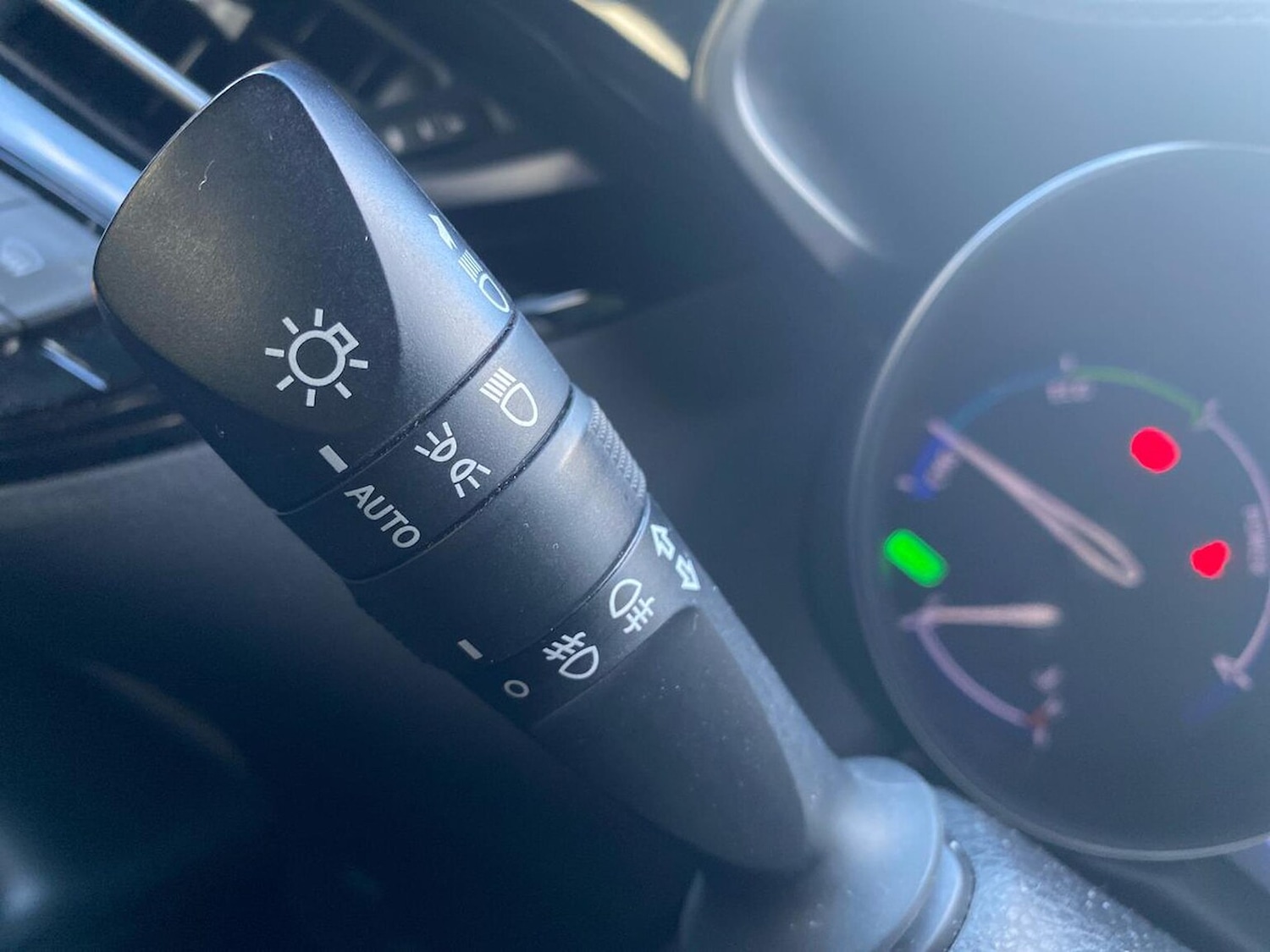 Used Toyota C-HR 2017 for sale - 76588613: Photo 28