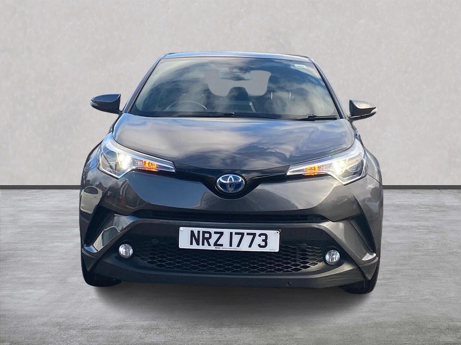 Used Toyota C-HR 2017 for sale - 76588613: Photo 5