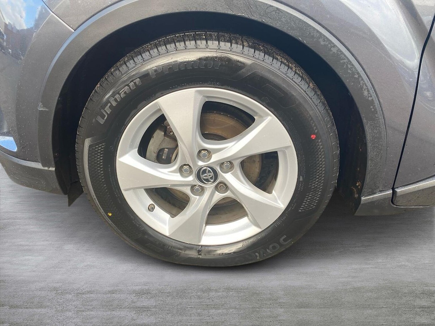 Used Toyota C-HR 2017 for sale - 76588613: Photo 6